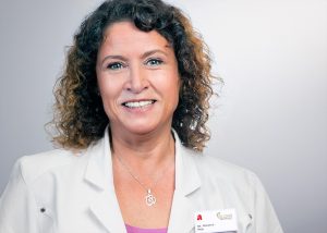 Frau Hacke - Löwen-Apotheke Essen (Steele)